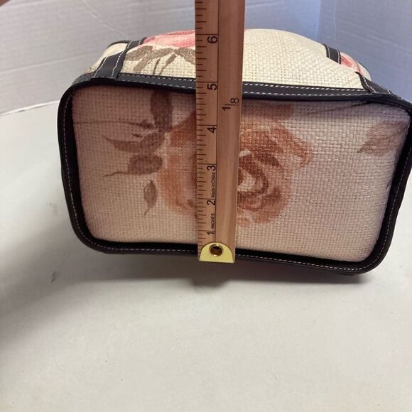 MAXX New York Floral Handbag Cream & Pink - Picture 6 of 12